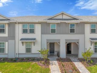 5 Bedrooms 45 Bathrooms Windsor Cay1281 Bi - 0