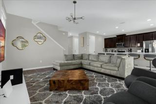 6 Bedrooms 45 Bathrooms Solara 1824 Sp - 2