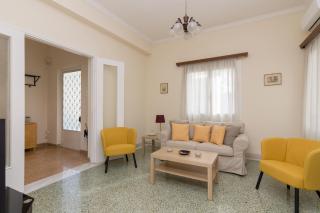 Aprtm With Courtyard Next To Philopappous Hill - 8