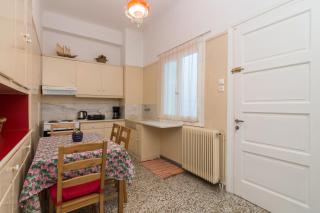 Aprtm With Courtyard Next To Philopappous Hill - 1