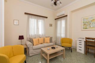 Aprtm With Courtyard Next To Philopappous Hill - 4