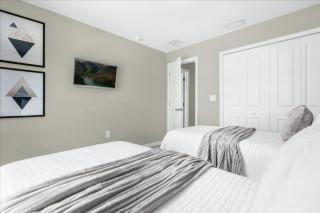 4 Bedrooms 35 Bathrooms Le Reve 4423 Lr - 4