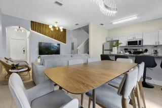 4 Bedrooms 3 Bathrooms Regal Palms 2725 Ca - 5