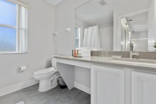 4 Bedrooms 3 Bathrooms Regal Palms 2725 Ca - Davenport - 3