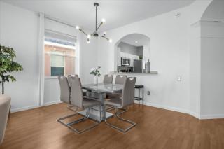 6 Bedrooms 3 Bathrooms Windsor Palms 8060Kp - 7