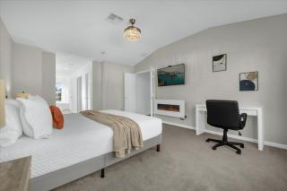 6 Bedrooms 3 Bathrooms Windsor Palms 8060Kp - 2