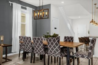 9 Bedrooms 5 Bathrooms Solterra 7240 Ol - 5