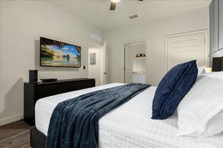 4 Bedrooms 3 Bathrooms Lucaya Village 9-104 Lv - 4