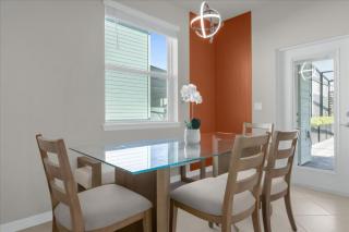 5 Bedrooms 45 Bathrooms Windsor Cay 1240Bi - 3