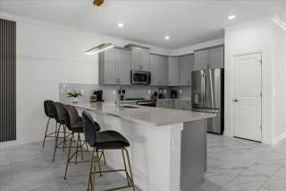 9 Bedroom 5 Bahroom Storey Lake 4288 Pw - 6