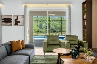 8 Bedroom 5 Bathroom Storey Lake 2992 Pl - 5