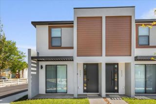 3 Bedrooms 3 Baths The Hub At Westside 3361Tt - 4