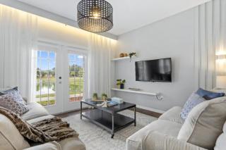 4 Bedroom 3 Bathroom Lucaya Village 26-108 Lv - 8