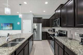 5 Bedroom 45 Baths Windsor Westside 2424 Td - 4