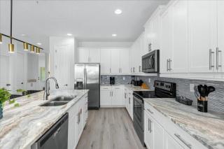 8 Bedrooms 6 Bathrooms Encore 7686 Fd - 2