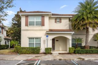 5 Bedrooms 4 Bathrooms Storey Lake 4899 Ct - 0