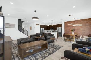 9 Bedrooms 8 Bathrooms Veranda Palms2596Sd - 2