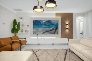 8 Bedrooms 6 Bathrooms Sonoma 2683Ca - 1