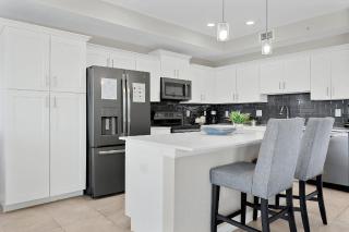 2 Bedroom 2 Bathroom Storey Lake 4721-203 Ct - 1