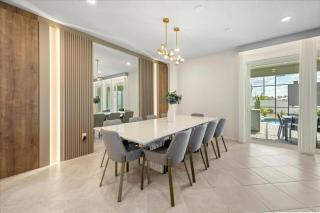 10 Bedrooms 8 Bathrooms Windsor Cay 16244Sm - 5