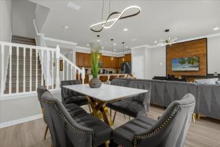 5 Bedroom45 Bathroom Windsor At Ws 1998 Md - 6