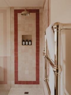 Luxury Landmark Stay in the Cotswolds with terrace - 1