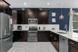 9 Bedroom 5 Bathroom Storey Lake 2862 Bd - 2