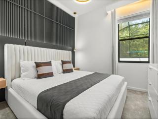 5 Bedrooms 55 Bathrooms Paradiso Grande 10335 - 2