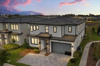 12 Bedrooms115 Bathroomsparadiso Grande 5890H - 0