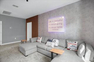 6 Bedrooms 5 Bathrooms Champions Gate 8997 Pt - 1
