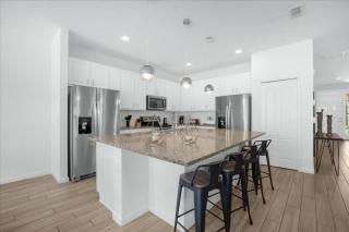 10 Bedrooms 8 Bathrooms Solterra 5212 Oa - 7