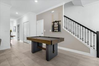 5 Bedrooms 4 Bathrooms Storey Lake 2612 Rt - 2