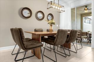 4 Bedrooms 3 Bathrooms Storey Lake 2408 Rt - 3