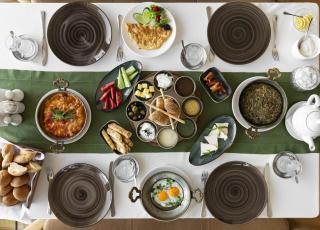 Bayil Breeze Hotel & Restaurant - 3