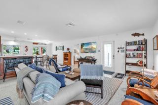 The Lady Fish Home - 2