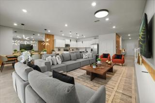 10 Bedrooms 8 Bathrooms Windsor Cay 15965Cc - 3