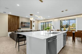 9 Bedrooms 9 Bathrooms Paradiso Grande 6157Hs - 6