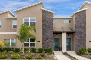 4 Bedrooms 3 Bathrooms Storey Lake 2947Pl - 0