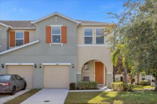 4 Bedrooms 35 Bathrooms Compass Bay 5132 Ch - 0