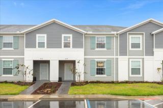 5 Bedrooms 45 Bathrooms Windsor Island 4234La - 0