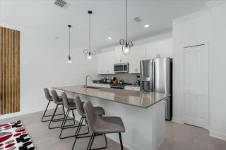 4 Bedroom 3 Bathroom Storey Lake 2521Rt - 2