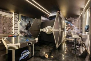 10 Bedrooms 8 Bathrooms Windsor Cay 16005Cc - 1