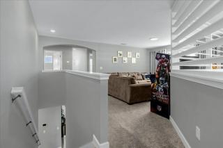 5 Bedroom 5 Bathroom Storey Lake 4735Kc - 2