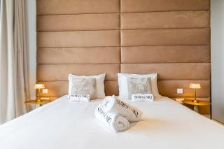 Sunset View Designer Apartment With Pool Access - 5