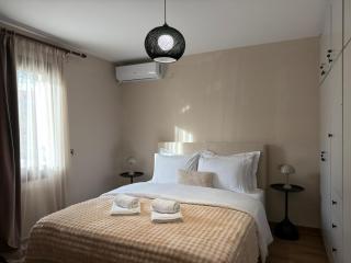 The Callistone House - 8