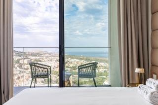 Sunset View Designer Apartment With Pool Access - 3