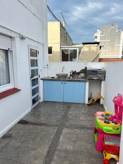 Luminoso departamento en Playa Grande - 1