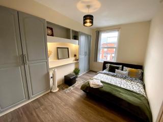 Beautiful home near Elland Road stadium - 6