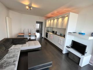 Luxury 3-bedroom apartment with sea view and sunny terrace T60 - 8