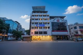 FabHotel Shravan - Nr Eternity Mall - 0